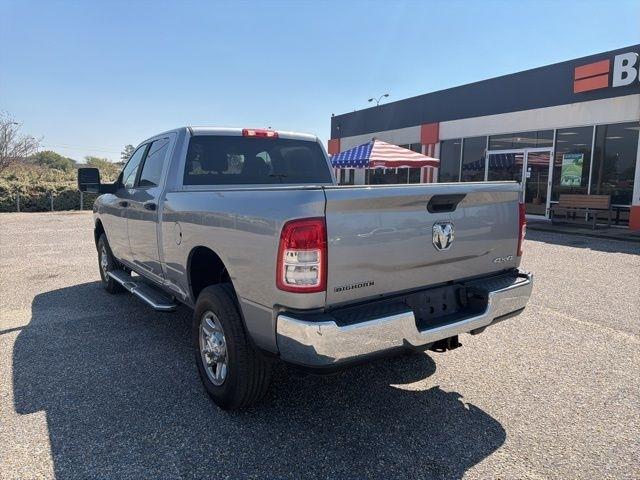 RAM 2500 Big Horn 4x4 Crew Cab 6'4" Box 2024