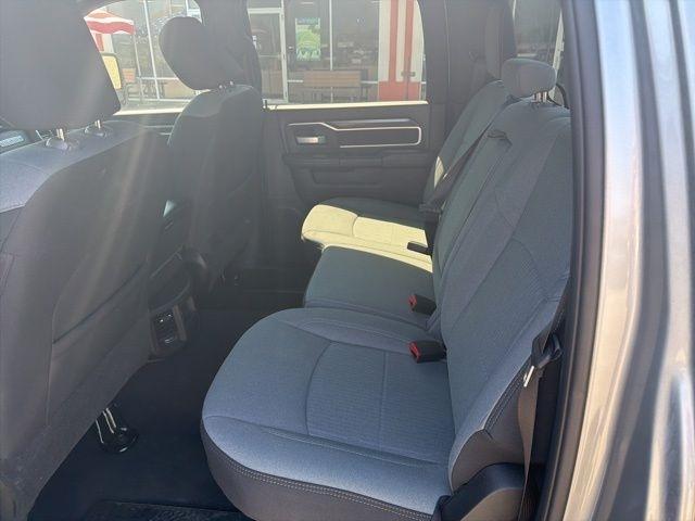 RAM 2500 Big Horn 4x4 Crew Cab 6'4" Box 2024