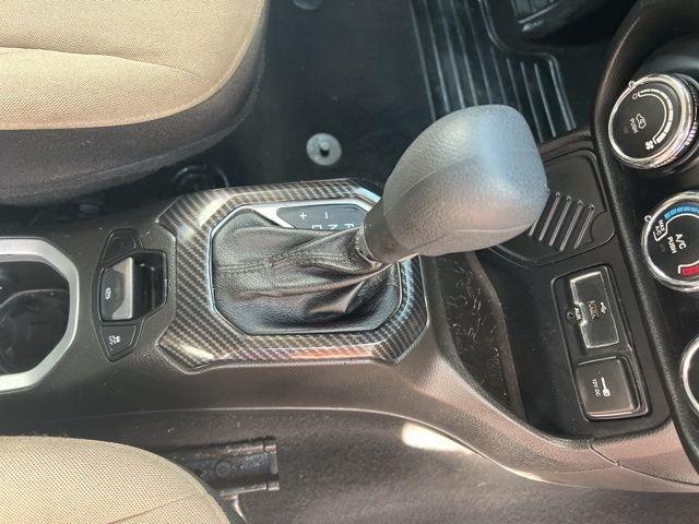 Jeep Renegade FWD 4dr Latitude 2016