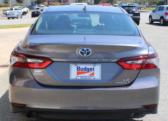 Toyota Camry Hybrid LE CVT (Natl) 2022