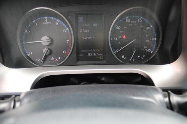 Toyota RAV4 Adventure FWD (Natl) 2018