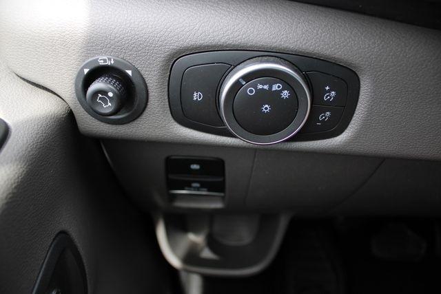 Ford Transit Passenger Wagon T-350 148" Low Roof XLT RWD 2023