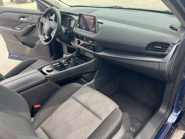 Nissan Rogue AWD SV 2025
