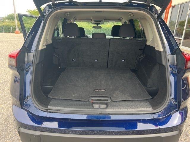 Nissan Rogue AWD SV 2025