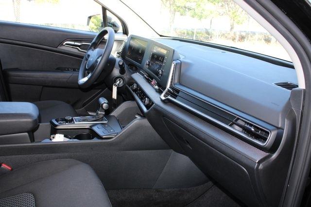 Kia Sportage LX AWD 2025