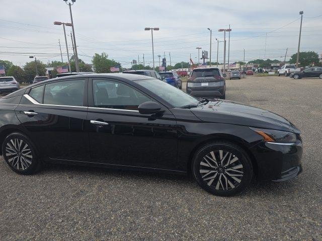 Nissan Altima SV FWD 2025