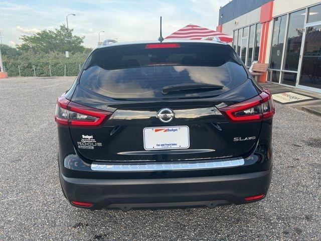 Nissan Rogue Sport AWD SL 2022