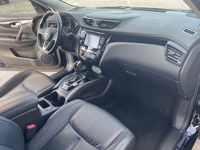 Nissan Rogue Sport AWD SL 2022