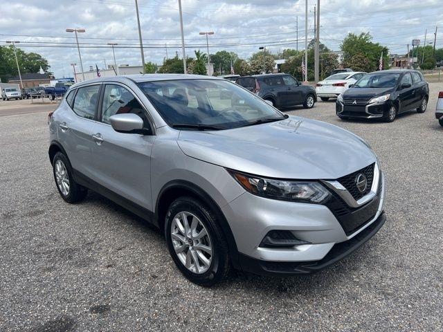 Nissan Rogue Sport FWD S 2021