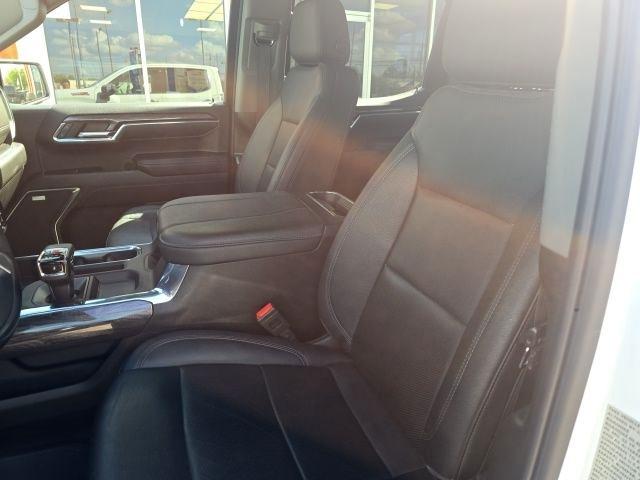 Chevrolet Silverado 1500 4WD Crew Cab 147" LTZ 2024