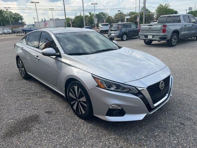 Nissan Altima 2.5 SL Sedan 2021