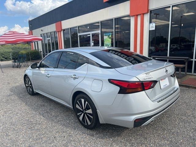 Nissan Altima 2.5 SL Sedan 2021