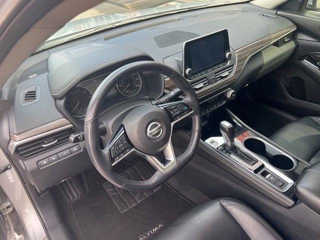 Nissan Altima 2.5 SL Sedan 2021