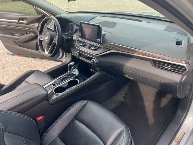 Nissan Altima 2.5 SL Sedan 2021