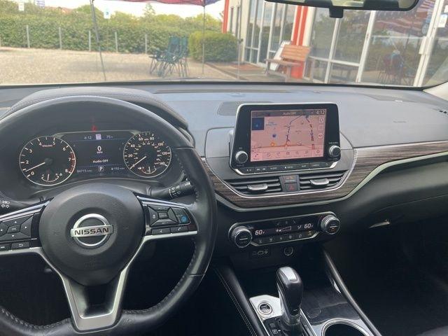 Nissan Altima 2.5 SL Sedan 2021