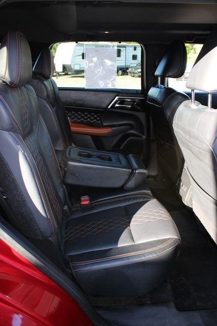 Mitsubishi Outlander SEL S-AWC 2022