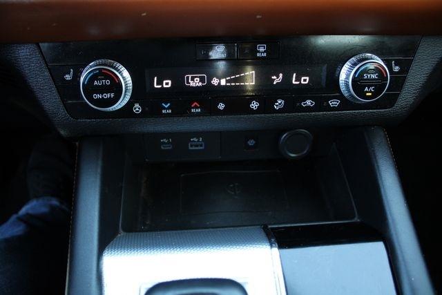 Mitsubishi Outlander SEL S-AWC 2022