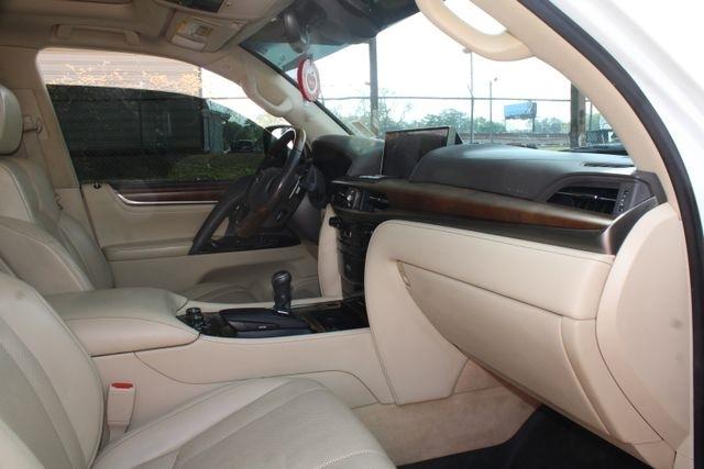 Lexus LX 570 4WD 4dr 2016