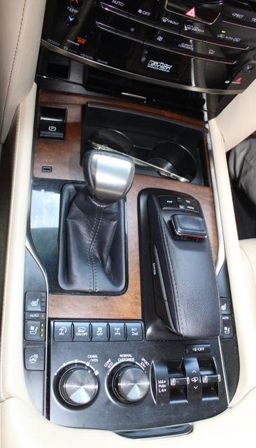 Lexus LX 570 4WD 4dr 2016