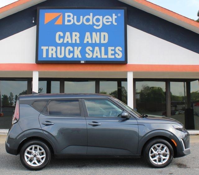 2023 Kia Soul LX IVT