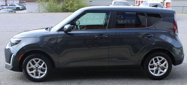 Kia Soul LX IVT 2023