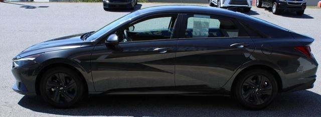 Hyundai Elantra SEL IVT 2023