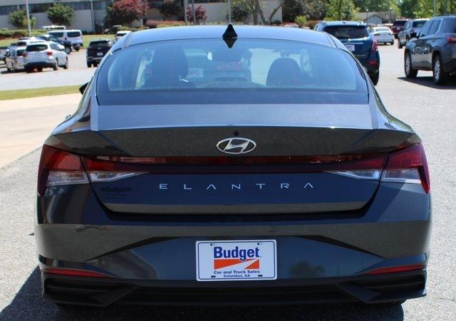 Hyundai Elantra SEL IVT 2023