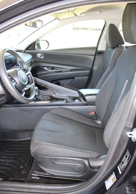 Hyundai Elantra SEL IVT 2023