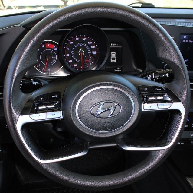 Hyundai Elantra SEL IVT 2023