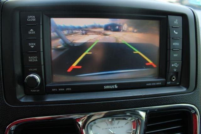 Chrysler Town & Country 4dr Wgn Touring 2013