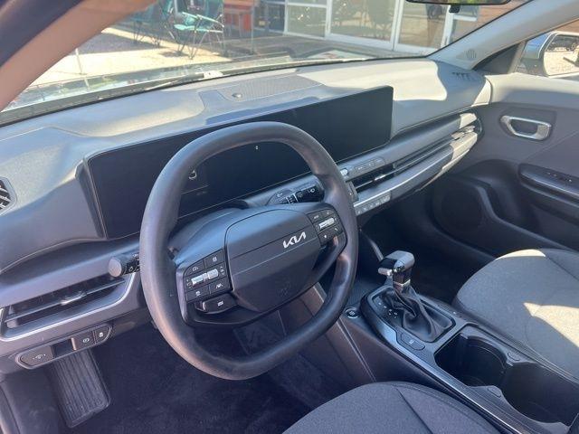 Kia K4 LXS FWD 2025