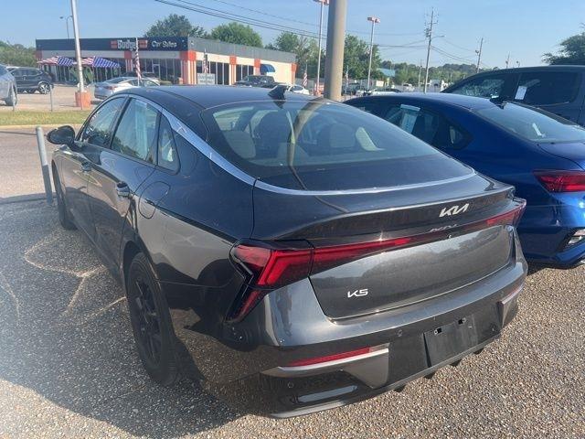 Kia K5 LXS Auto FWD 2025