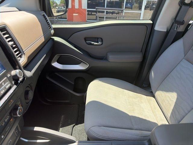 Nissan Frontier Crew Cab 4x2 SV Auto 2022