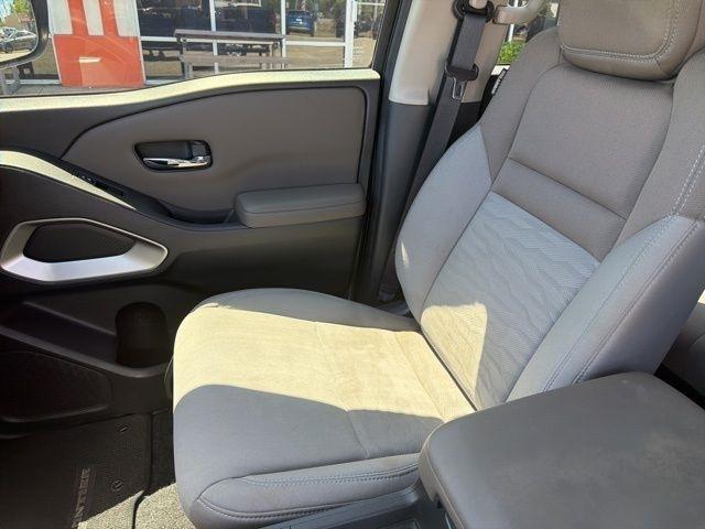 Nissan Frontier Crew Cab 4x2 SV Auto 2022