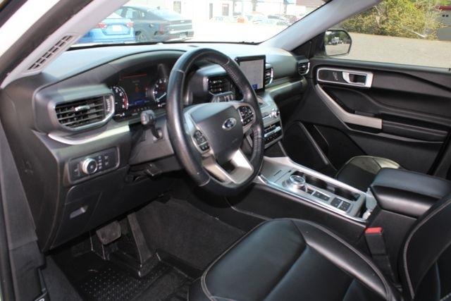 Ford Explorer XLT RWD 2022