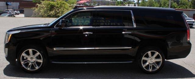 Cadillac Escalade ESV 4WD 4dr Premium Luxury 2019