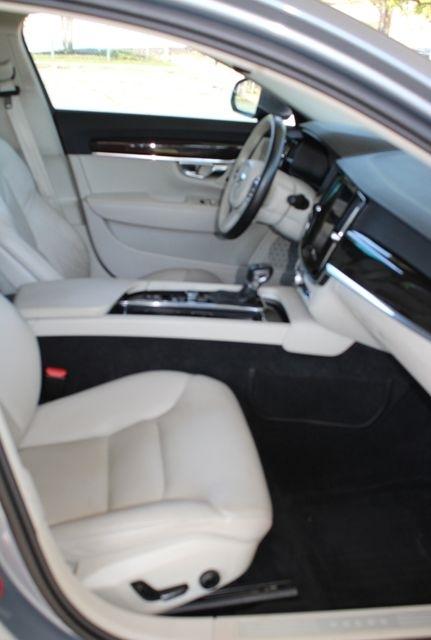 Volvo S90 T5 FWD Momentum 2018