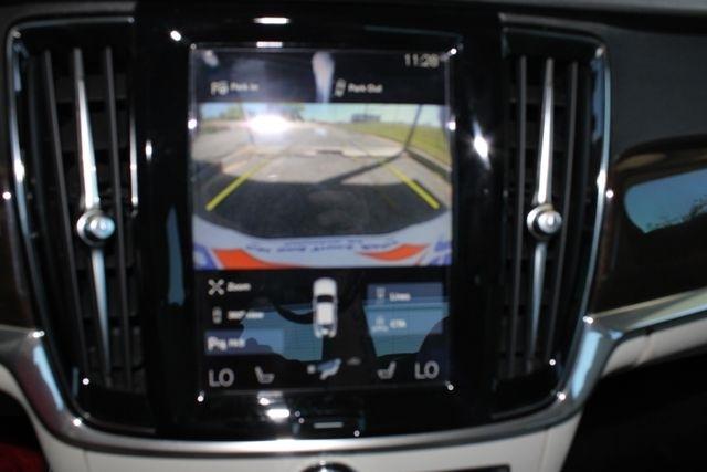 Volvo S90 T5 FWD Momentum 2018