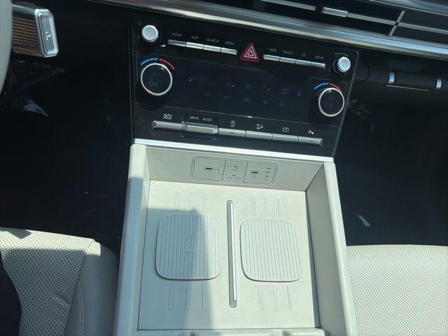 Hyundai Santa Fe SEL FWD 2025