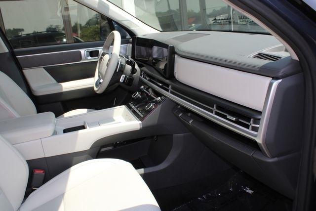 Hyundai Santa Fe SEL FWD 2025