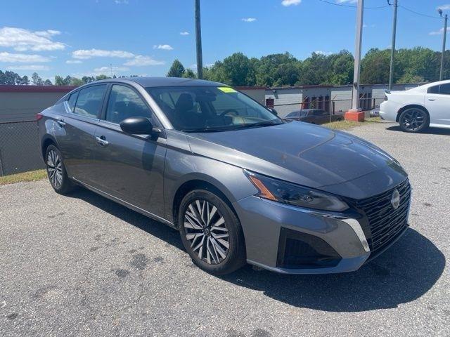 Nissan Altima SV FWD 2025