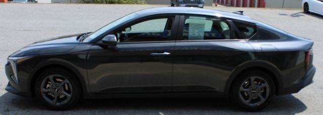 Kia K4 LXS FWD 2025