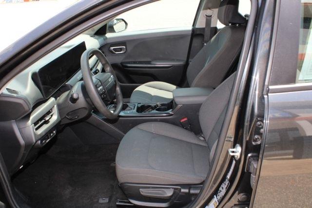 Kia K4 LXS FWD 2025