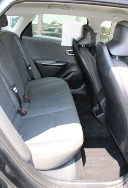 Kia K4 LXS FWD 2025