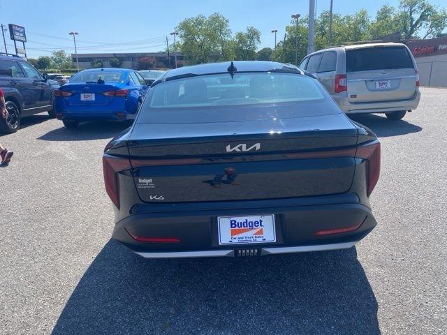 Kia K4 LXS FWD 2025