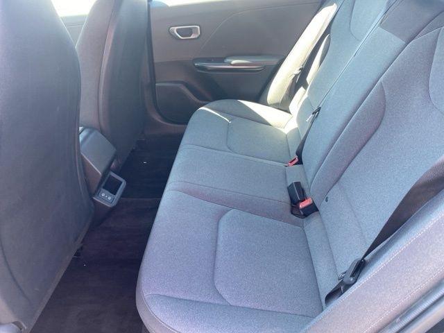 Kia K4 LXS FWD 2025