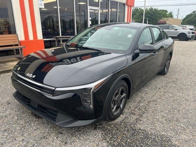 Kia K4 LXS FWD 2025