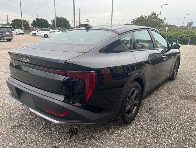 Kia K4 LXS FWD 2025