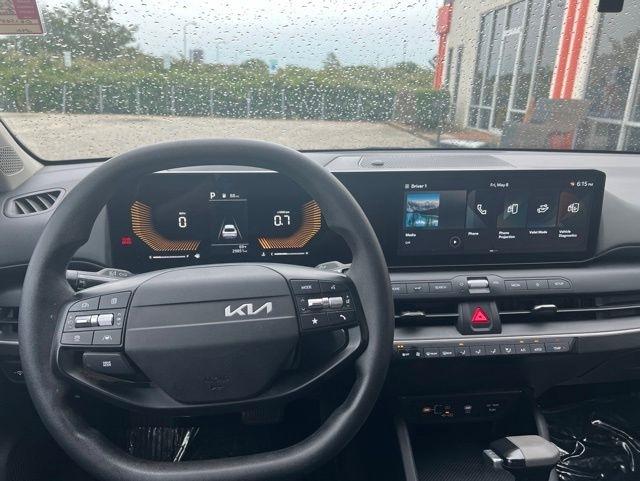 Kia K4 LXS FWD 2025