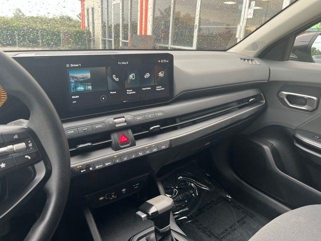 Kia K4 LXS FWD 2025